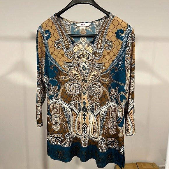 Alia Petite Small Top - Picture 1 of 2